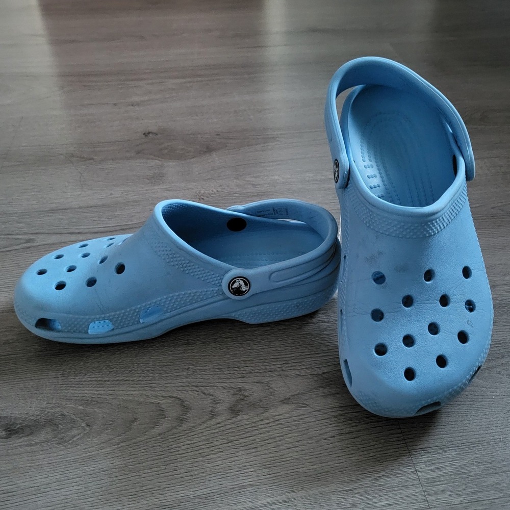 Crocs Classic Clog Light Blue Women 7 Lightweight Comfort Shoes Summer Casual